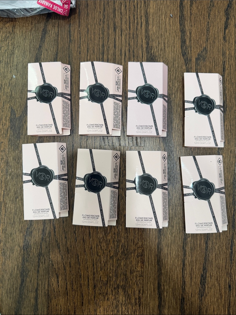 Set of 8 Viktor & Rolf Flower samples